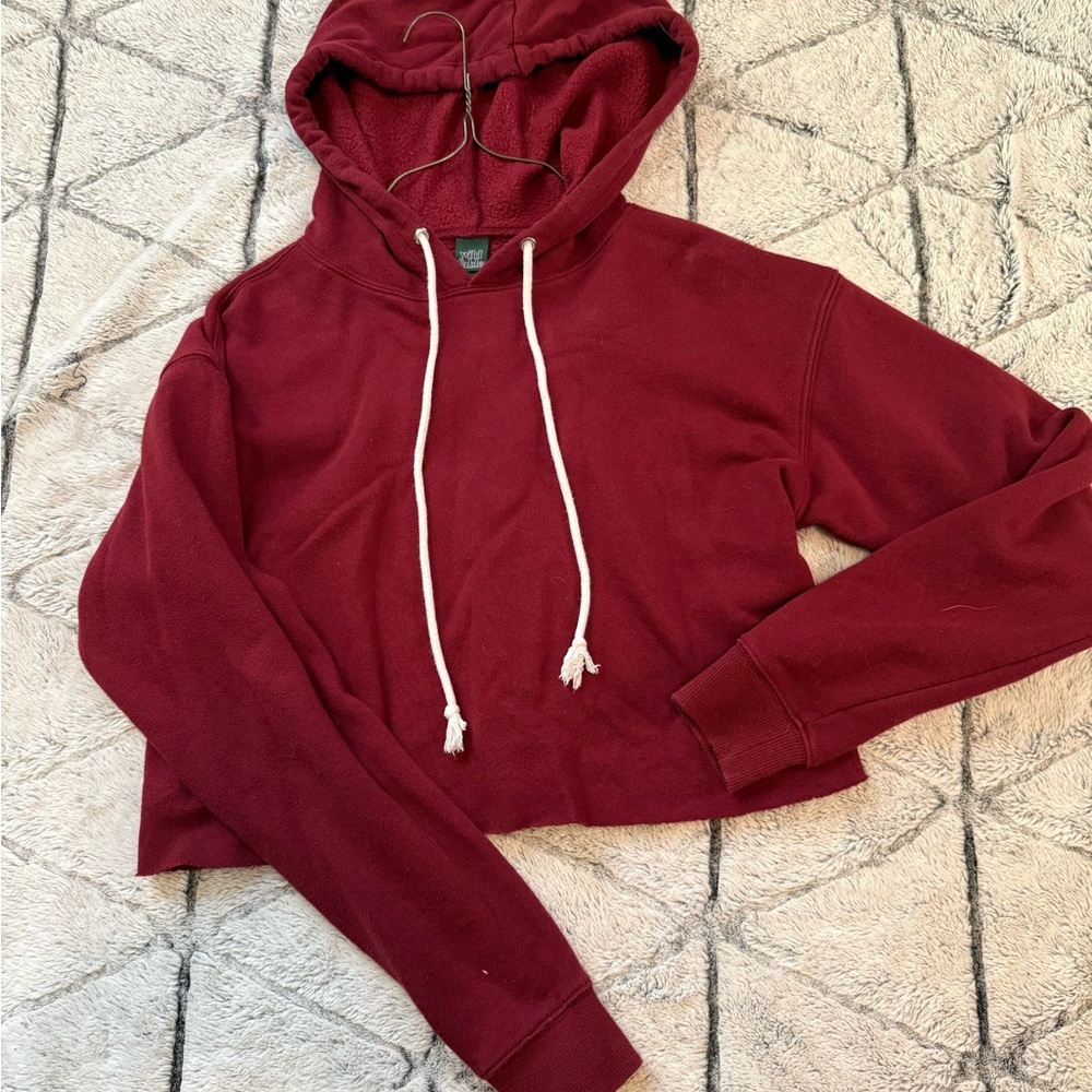 Wild Fable Burgundy Cropped Sweatshirt